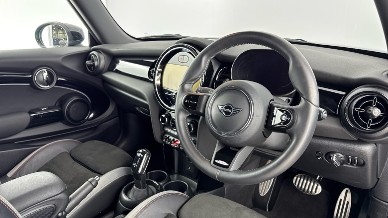 MINI Hatchback 1.5 Cooper Sport Premium 3dr Auto Petrol Hatchback